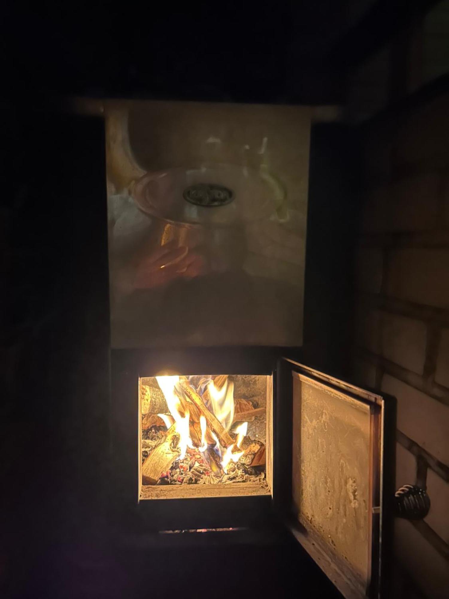 Peaceful Wood-Fired Sauna Stay Вантаа Екстер'єр фото